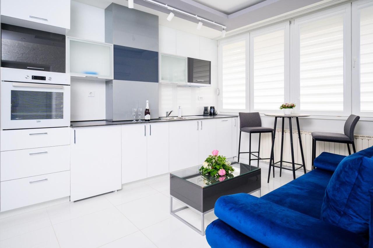 Spa Apartman Grand Nis Bagian luar foto